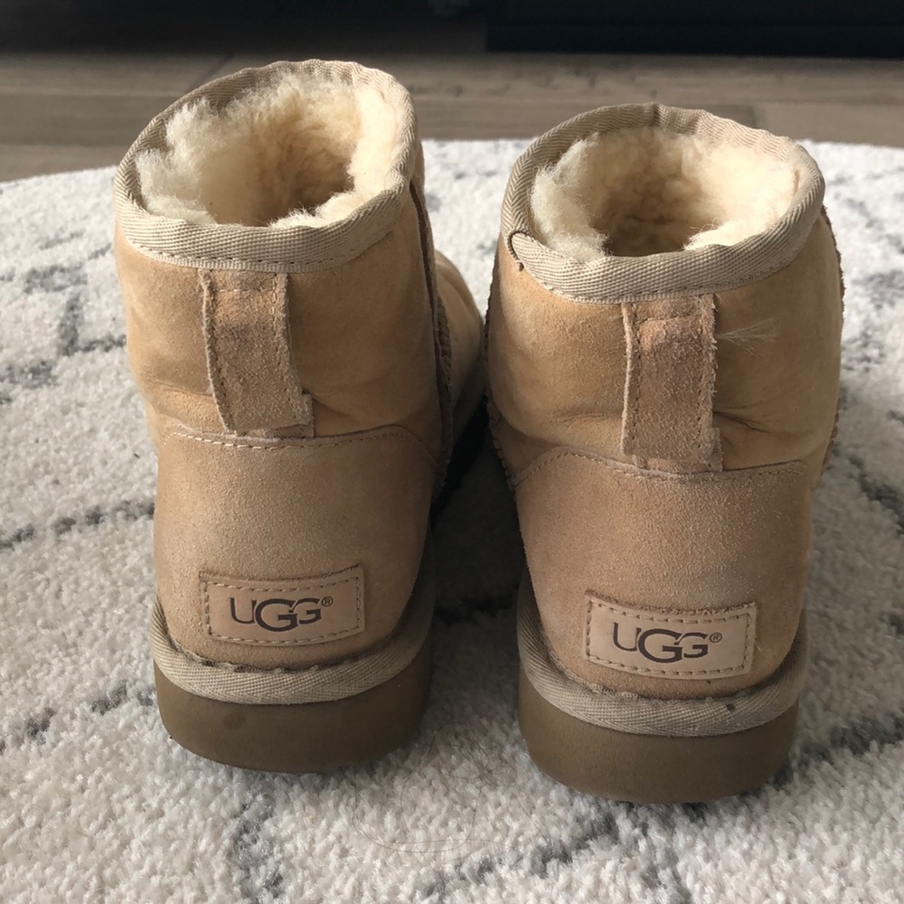 UGG Mini Boot - Light Beige